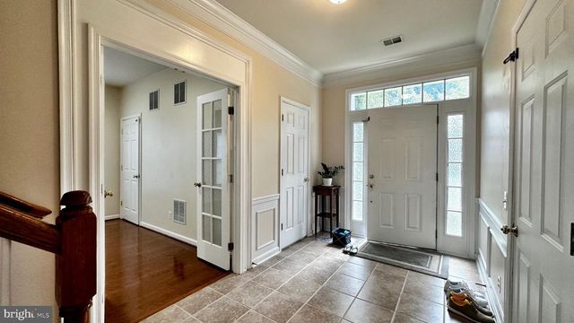 5035 COOL FOUNTAIN LN, Centreville, VA 20120