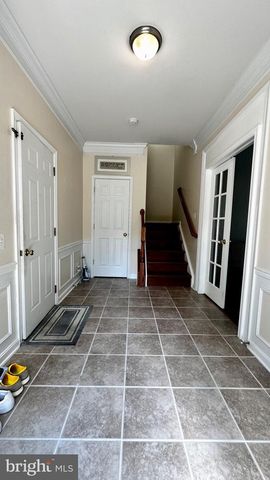 5035 COOL FOUNTAIN LN, Centreville, VA 20120