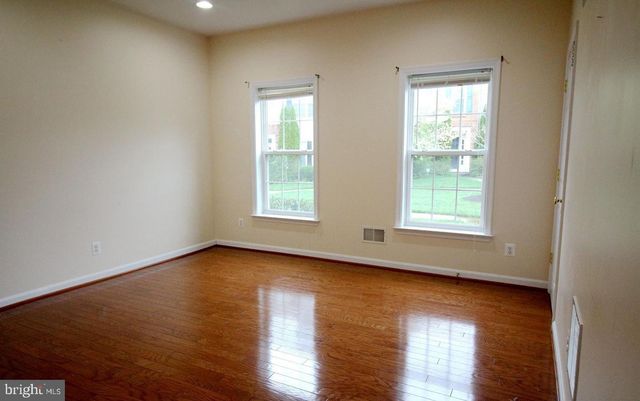 5035 COOL FOUNTAIN LN, Centreville, VA 20120