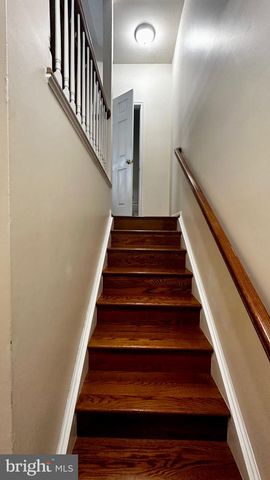 5035 COOL FOUNTAIN LN, Centreville, VA 20120