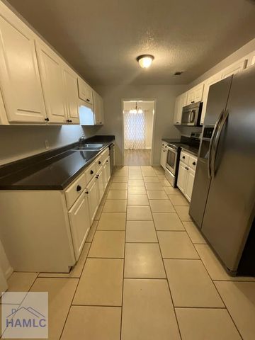 1434 Paul Caswell Boulevard, Hinesville, GA 31313