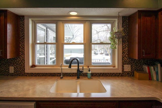 1203 12th Street, Grundy Center, IA 50638