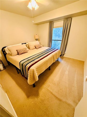 1904 Dartmouth Street O3, College Station, TX 77840