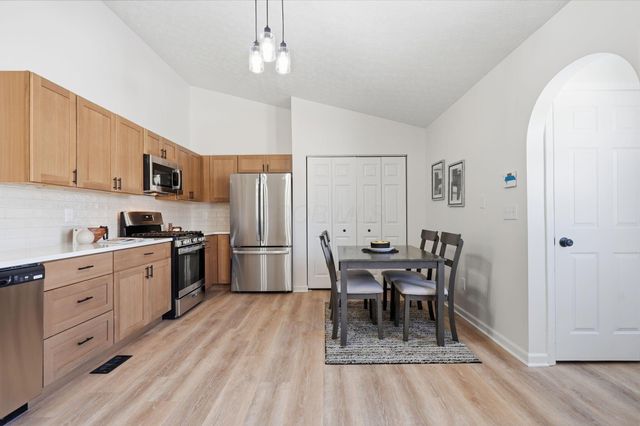 1360 Hafton Woods Drive, Columbus, OH 43204