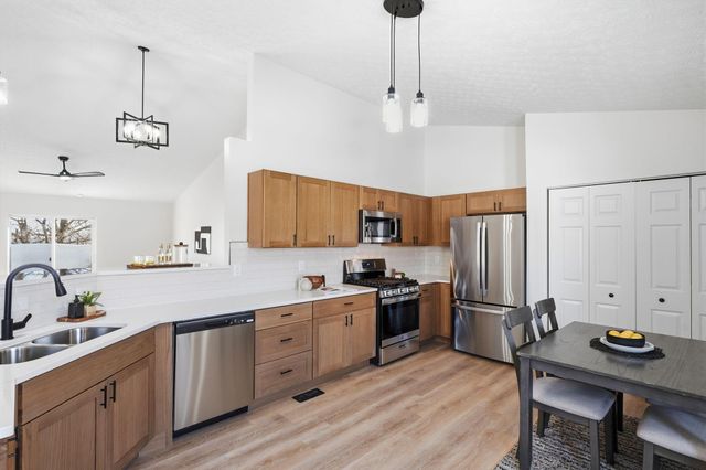 1360 Hafton Woods Drive, Columbus, OH 43204