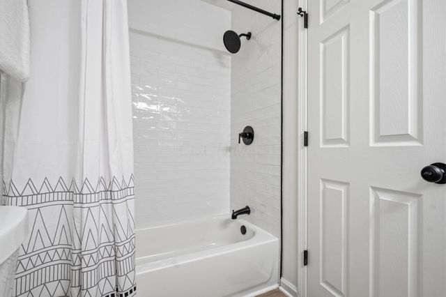 1360 Hafton Woods Drive, Columbus, OH 43204