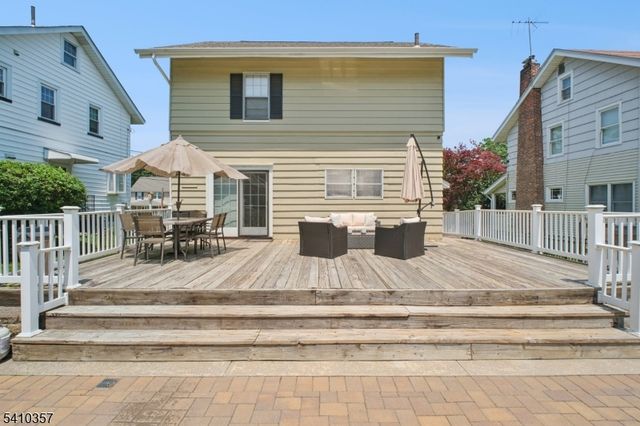 122 Westover Ave, West Caldwell Twp., NJ 07006