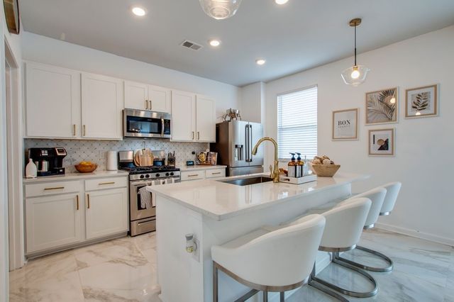 1511 Mountain View Drive, Lebanon, TN 37090