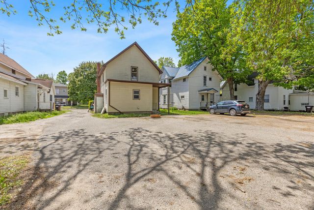 124 Woodward Avenue, Big Rapids, MI 49307