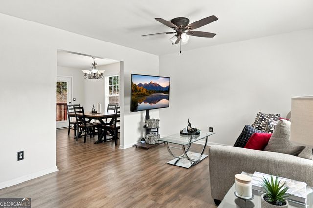 102 Huntington Way, Dallas, GA 30132