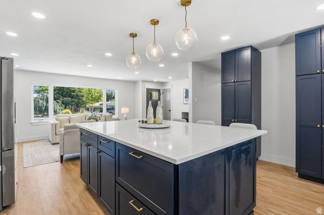 4554 S WILLOW RD, Holladay, UT 84124