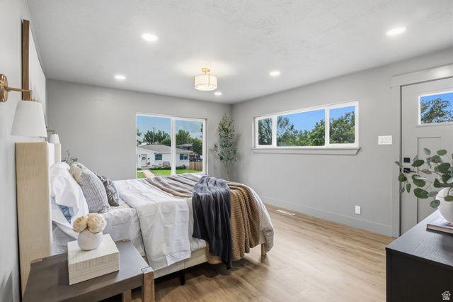 4554 S WILLOW RD, Holladay, UT 84124