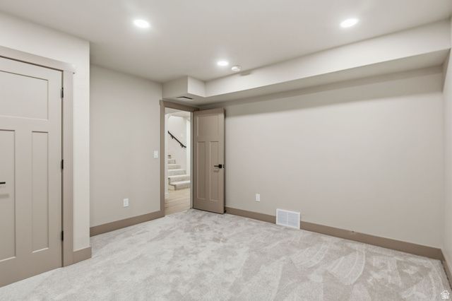 4554 S WILLOW RD, Holladay, UT 84124