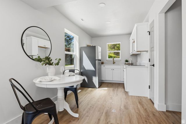 4554 S WILLOW RD, Holladay, UT 84124