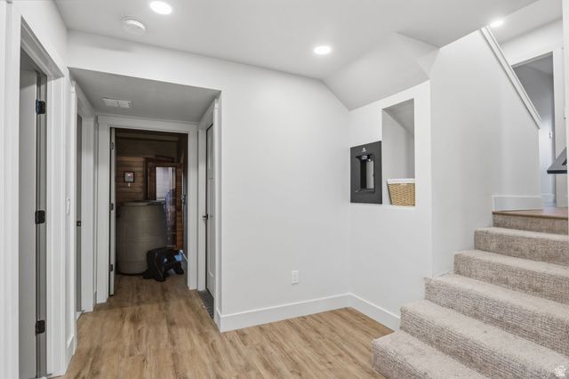 4554 S WILLOW RD, Holladay, UT 84124