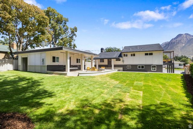 4554 S WILLOW RD, Holladay, UT 84124