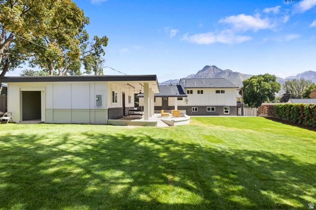 4554 S WILLOW RD, Holladay, UT 84124