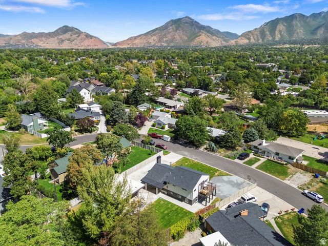 4554 S WILLOW RD, Holladay, UT 84124