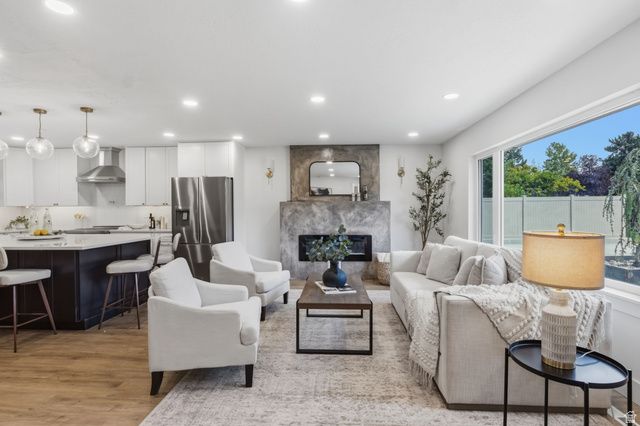 4554 S WILLOW RD, Holladay, UT 84124