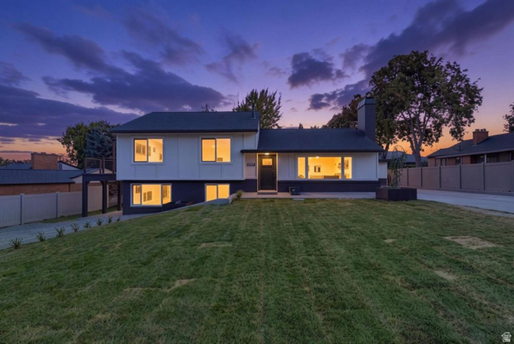 4554 S WILLOW RD, Holladay, UT 84124 — exterior