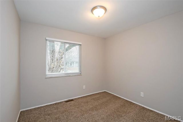 1398 Brenthaven Lane, Florissant, MO 63031