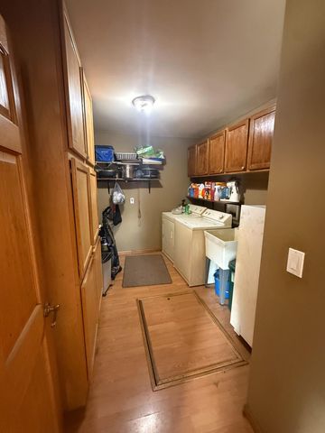 2639 E 9th Place, Hobart, IN 46342