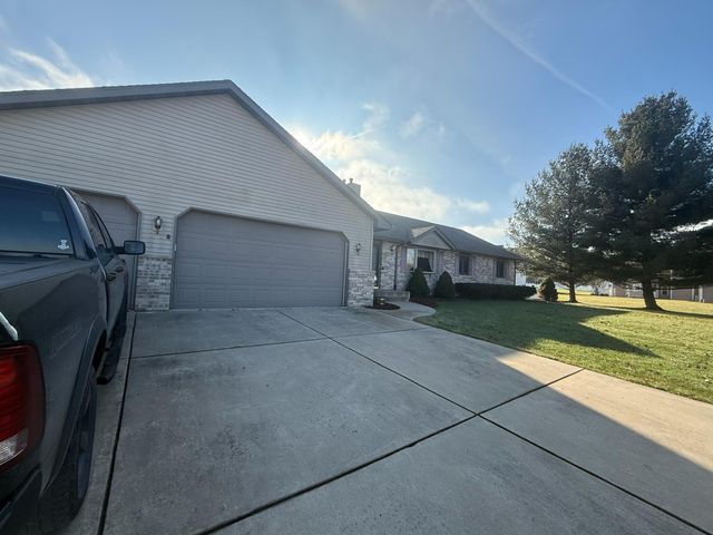 2639 E 9th Place, Hobart, IN 46342