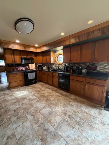 2639 E 9th Place, Hobart, IN 46342