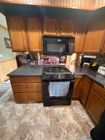 2639 E 9th Place, Hobart, IN 46342