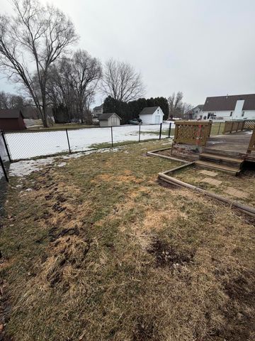 2639 E 9th Place, Hobart, IN 46342