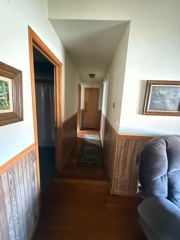 2639 E 9th Place, Hobart, IN 46342