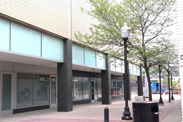 432 S. Washington Ave. Washington Avenue 1304, Royal Oak, MI 48067