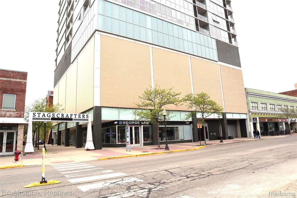432 S. Washington Ave. Washington Avenue 1304, Royal Oak, MI 48067