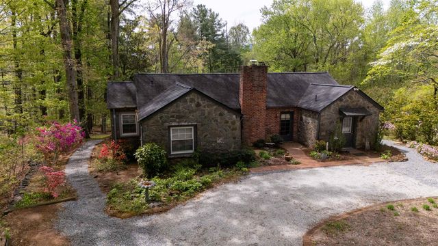 100 Woodmere Drive, Columbus, NC 28722