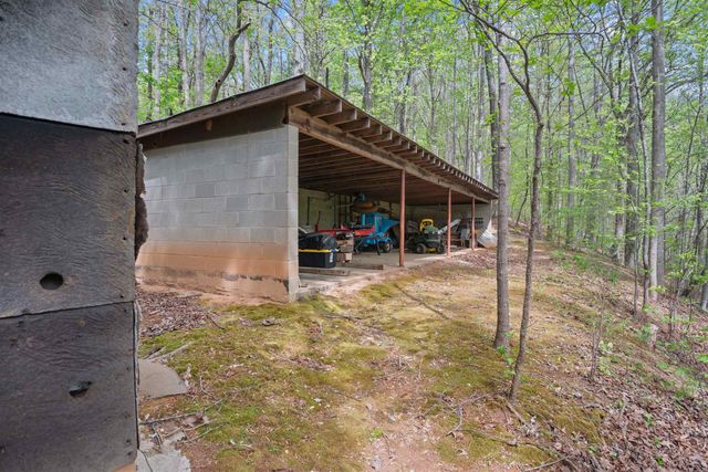 100 Woodmere Drive, Columbus, NC 28722