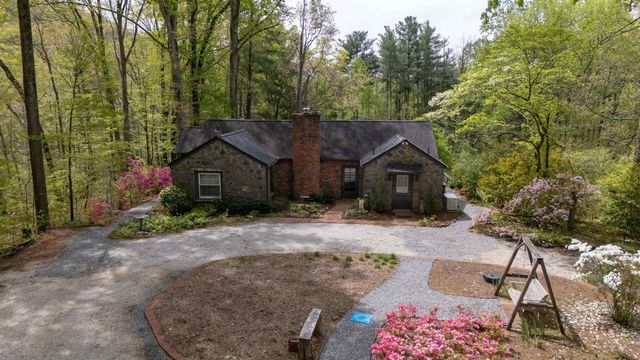 100 Woodmere Drive, Columbus, NC 28722