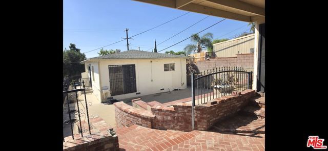 1721 Kilbourn Street, Los Angeles, CA 90065