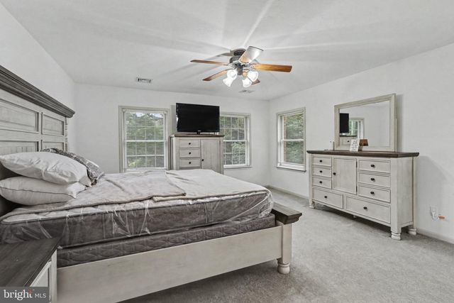 2005 WOODBERRY RD, York, PA 17408