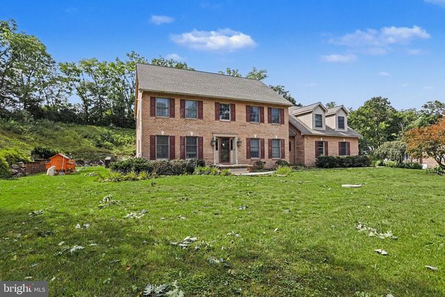 2005 WOODBERRY RD, York, PA 17408