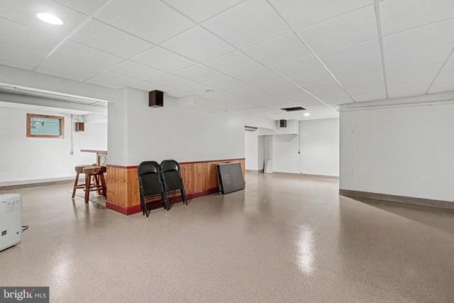 2005 WOODBERRY RD, York, PA 17408