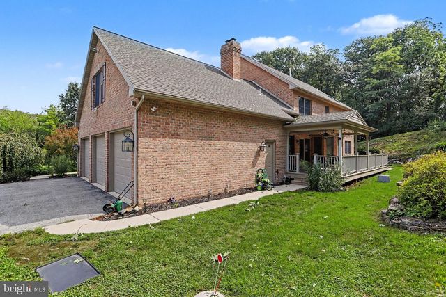 2005 WOODBERRY RD, York, PA 17408