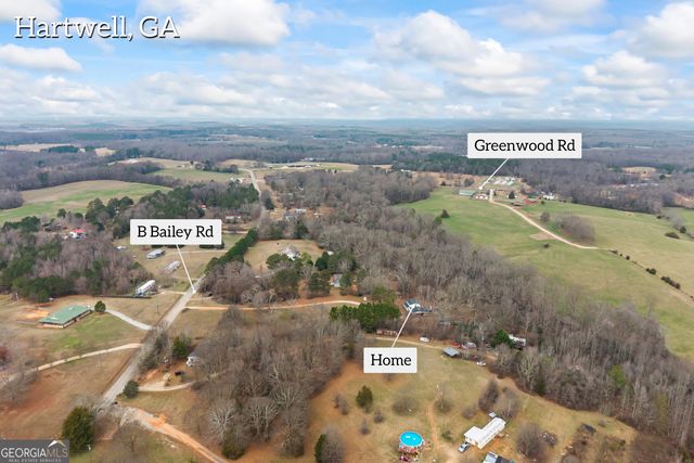 882 B Bailey Road, Hartwell, GA 30643