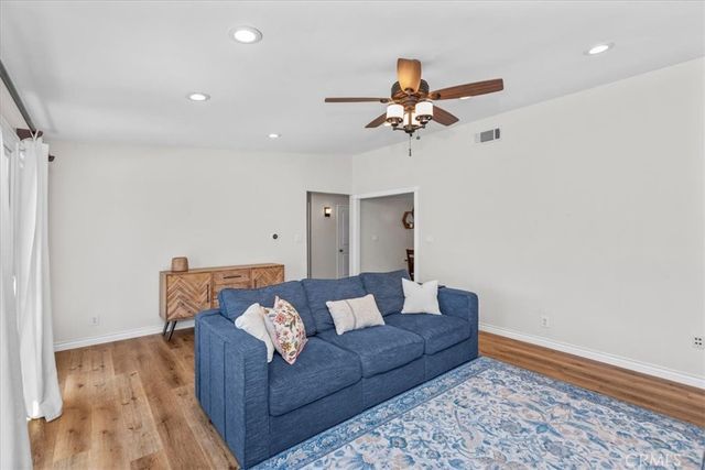 14125 Halper, Poway, CA 92064