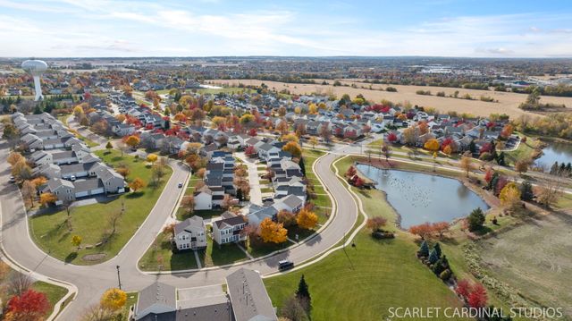 34 Waterbury Circle, Oswego, IL 60543