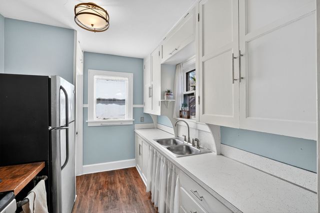 2208 38th Street, Des Moines, IA 50310