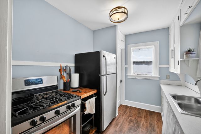 2208 38th Street, Des Moines, IA 50310