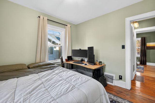 2208 38th Street, Des Moines, IA 50310