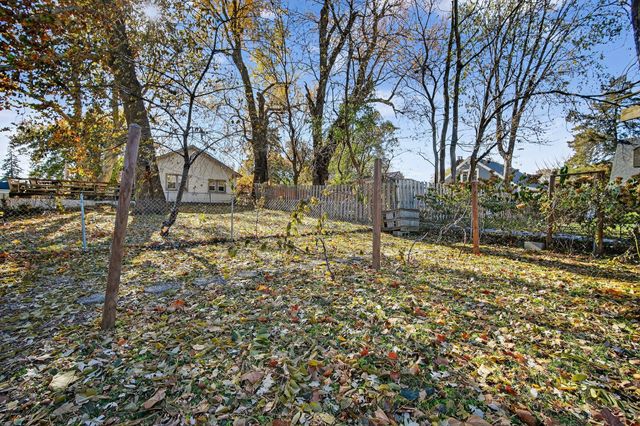 2208 38th Street, Des Moines, IA 50310