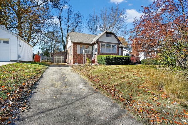 2208 38th Street, Des Moines, IA 50310