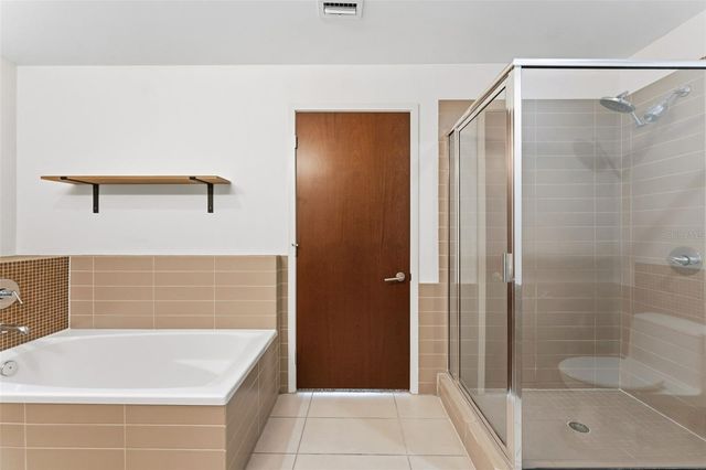 912 CHANNELSIDE DRIVE 2601, Tampa, FL 33602